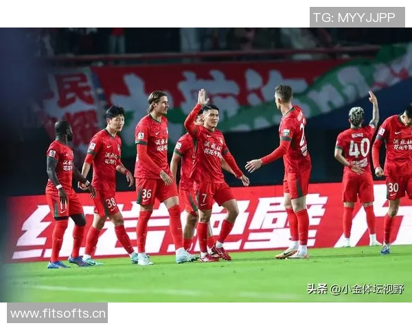 中超球员表现亮眼引关注 新一轮联赛精彩对决激烈展开